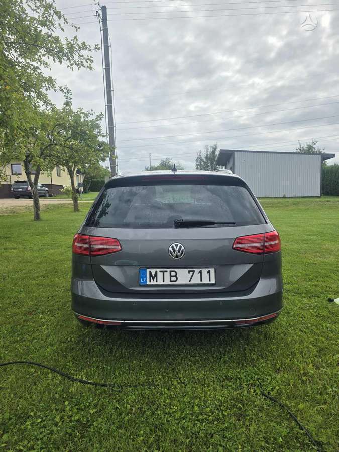 Volkswagen Passat - 9