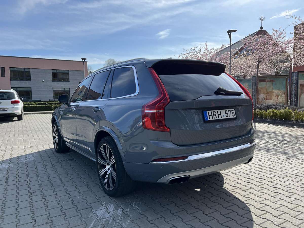 Volvo XC90 - 2