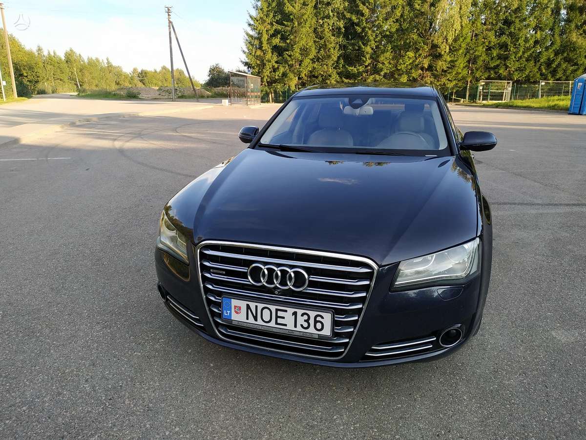 Audi A8 L, 3.0 l., Седан