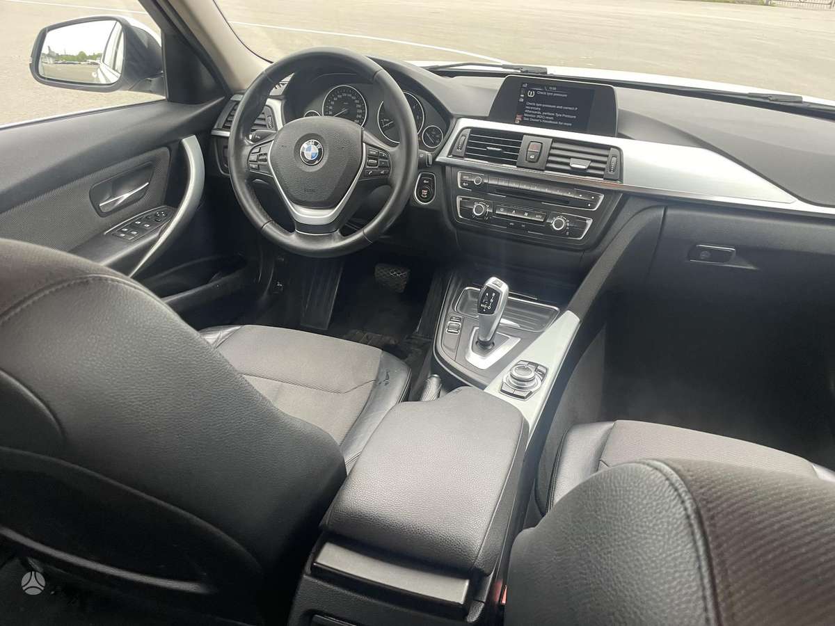 BMW 320, 2.0 l., wagon