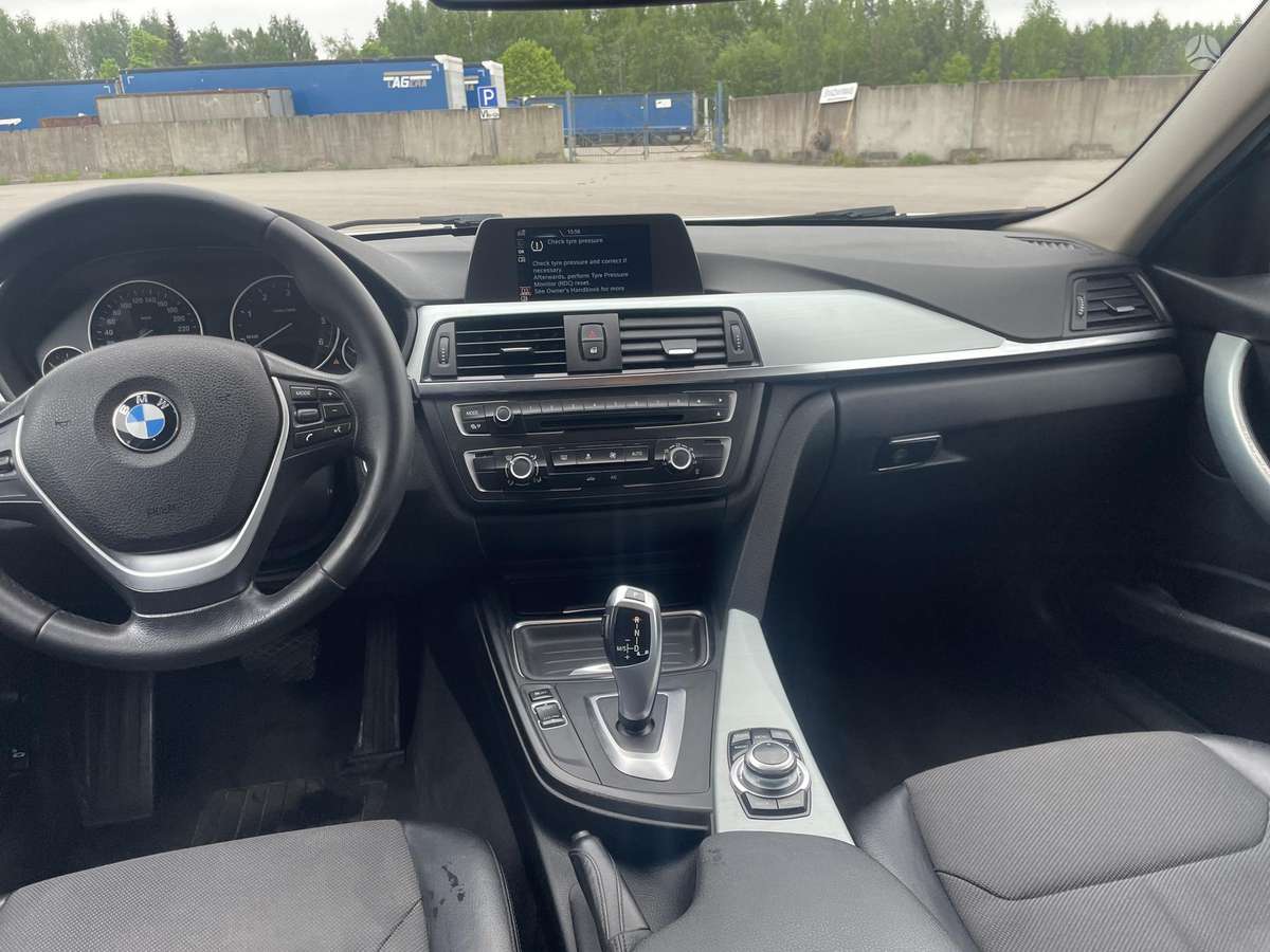 BMW 320, 2.0 l., wagon