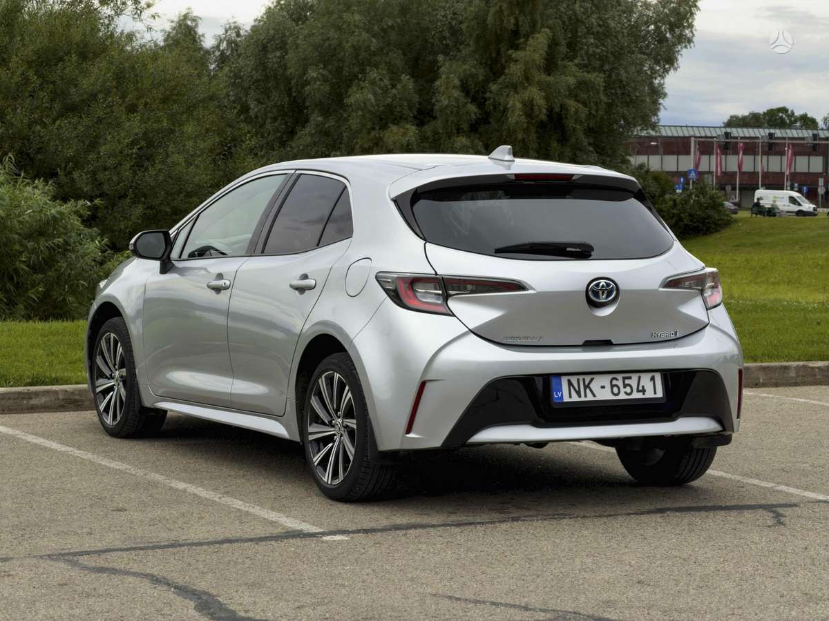 Toyota Corolla - 7