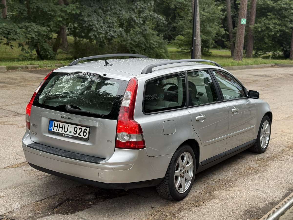 Volvo V50, 2.4 l., Универсал