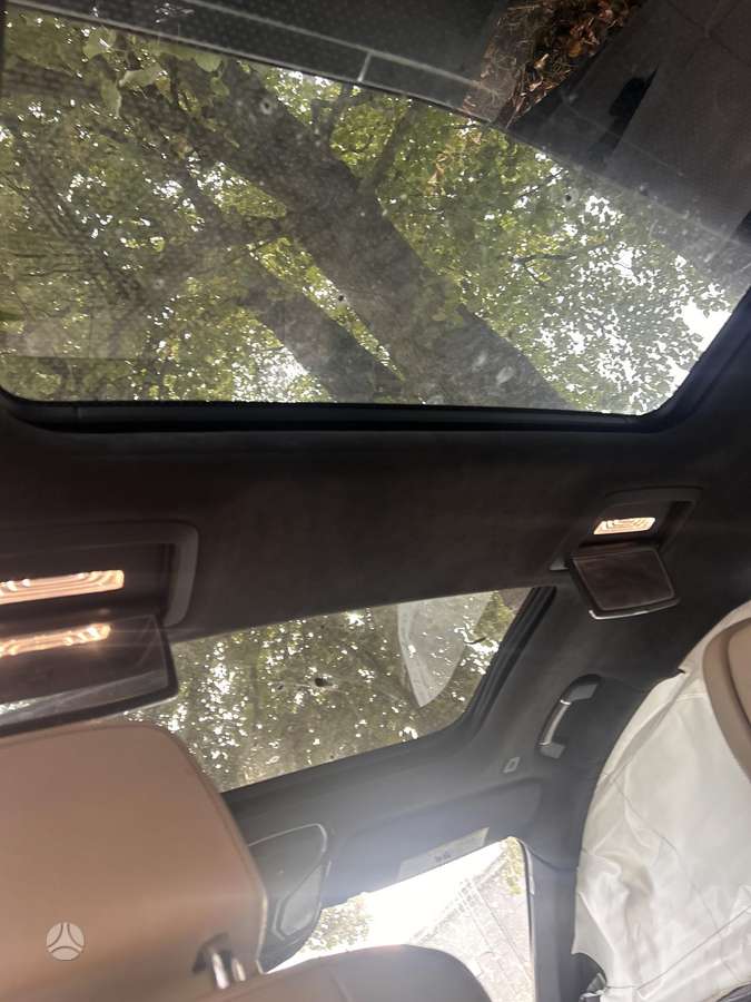 BMW 750, 4.4 l., Лимузин