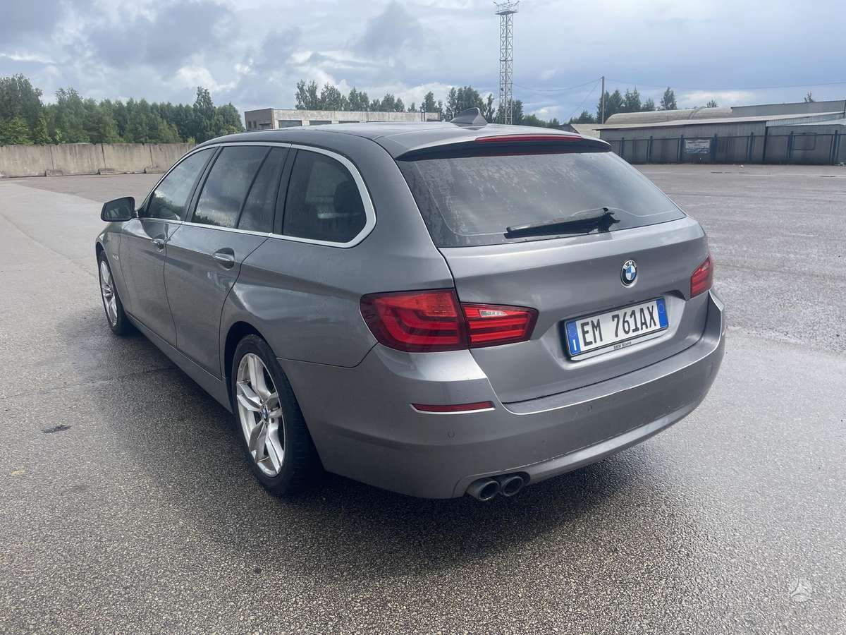 BMW 520, 2.0 l., wagon