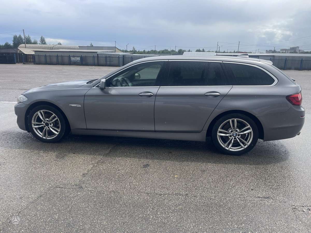 BMW 520, 2.0 l., wagon