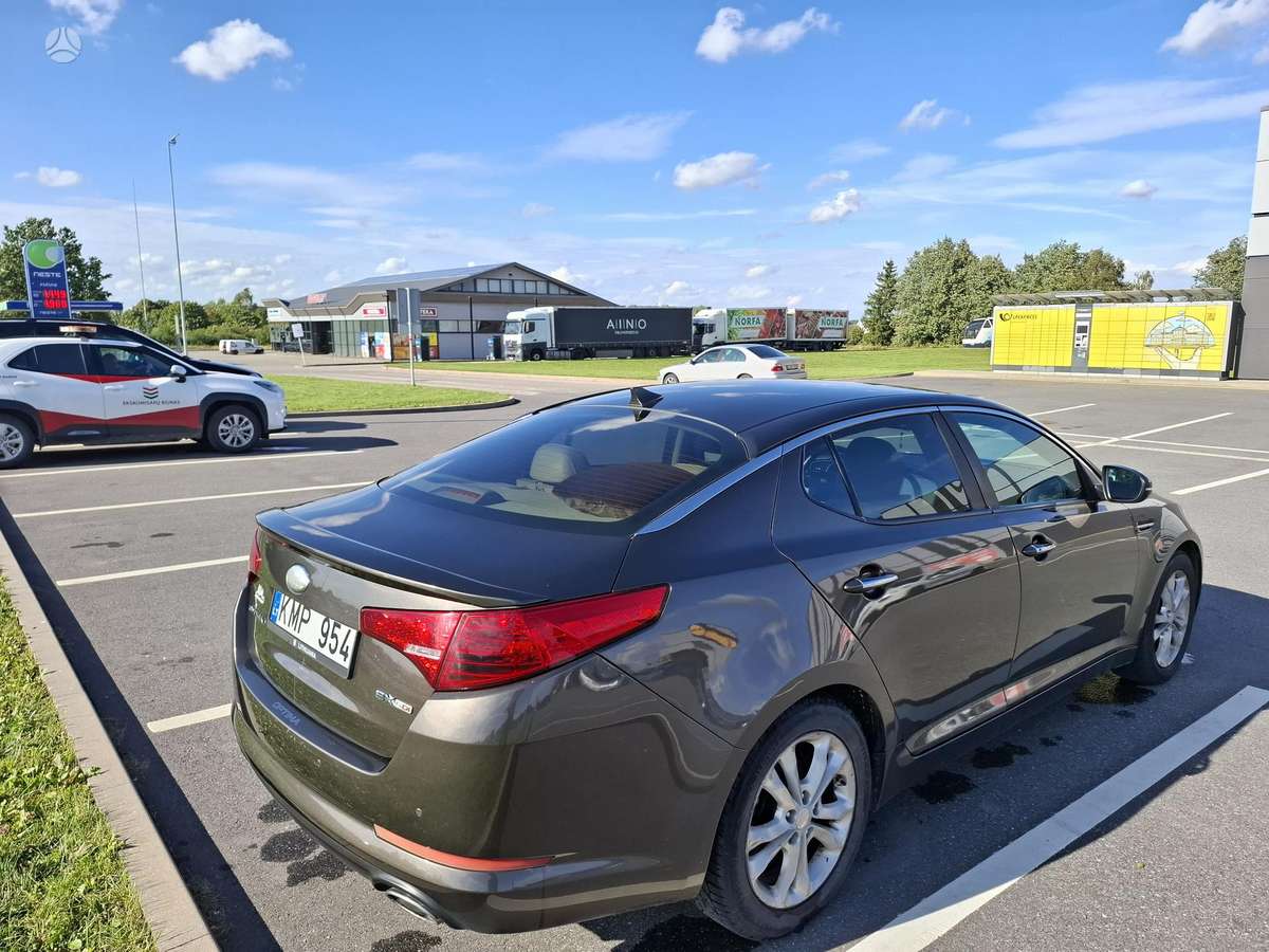 Kia Optima, 2.4 l., Седан