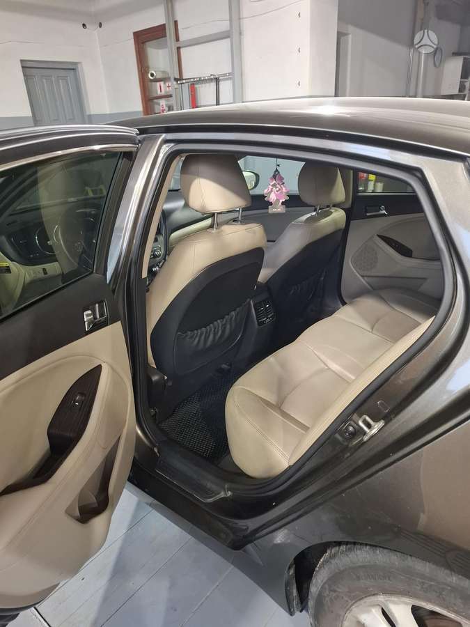 Kia Optima, 2.4 l., Седан