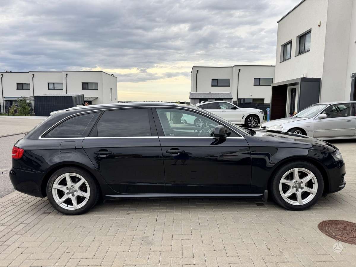 Audi A4, 1.8 l., universalas