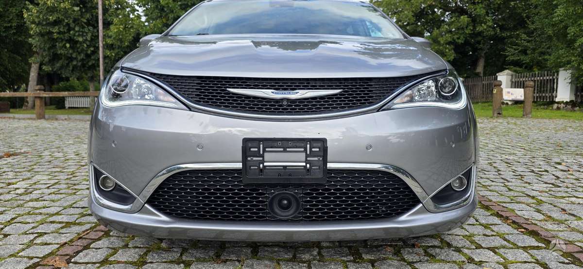 Chrysler Pacifica, 3.6 l., Минивэн
