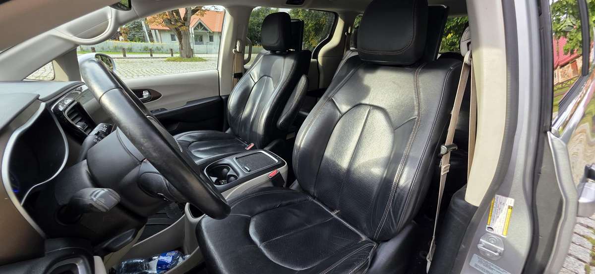 Chrysler Pacifica, 3.6 l., Минивэн