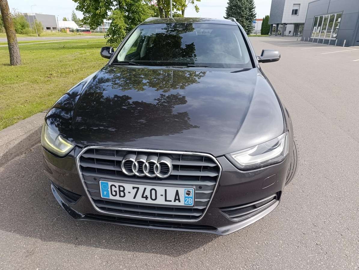 Audi A4, 2.0 l., Универсал