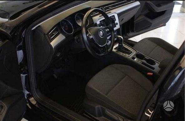 Volkswagen Passat - 10