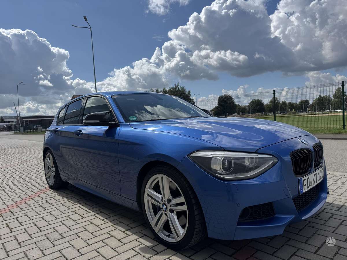 BMW 125, 2.0 l., Хэтчбек