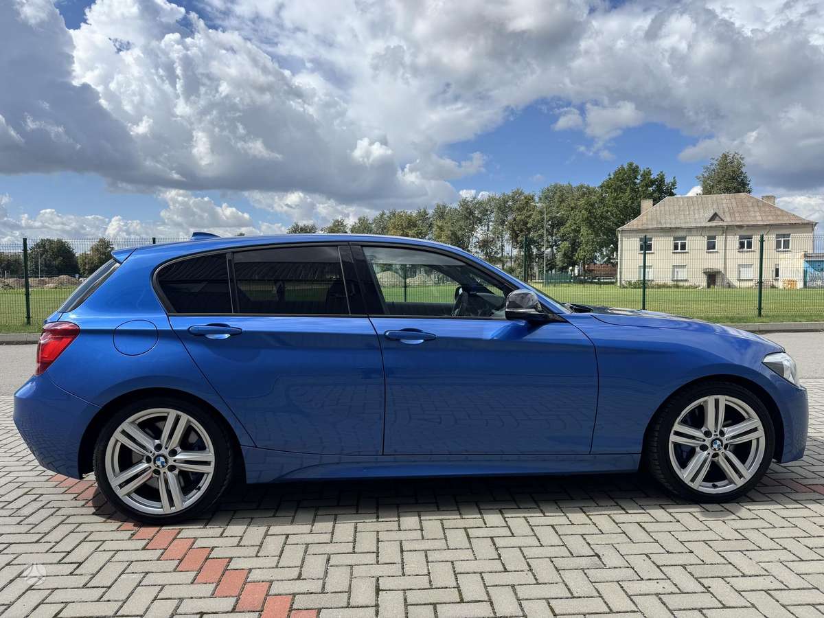 BMW 125, 2.0 l., hatchback