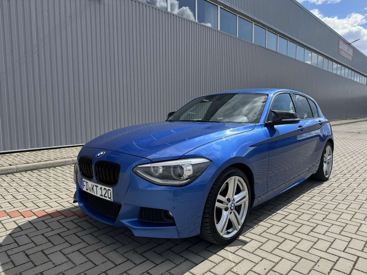 BMW 125, 2.0 l., Хэтчбек