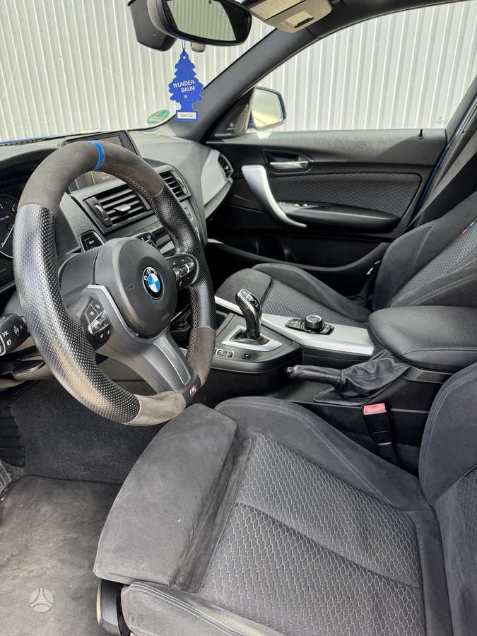 BMW 125, 2.0 l., Хэтчбек