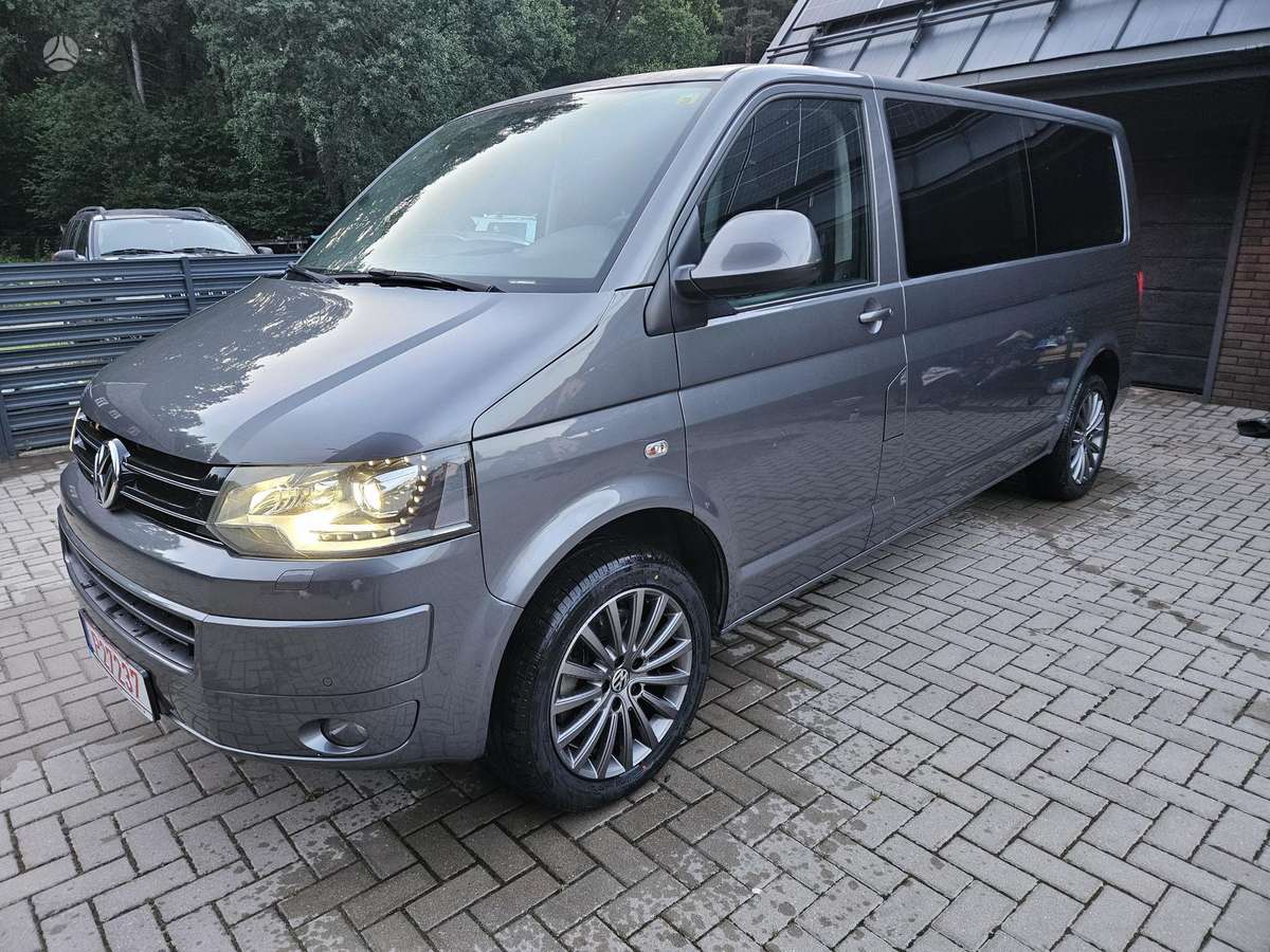 Volkswagen Multivan - 10
