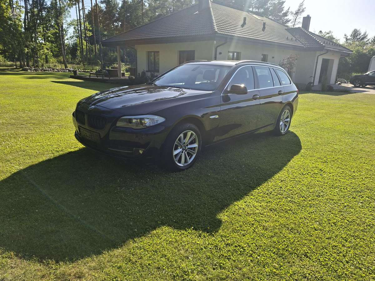 BMW 520, 2.0 l., wagon