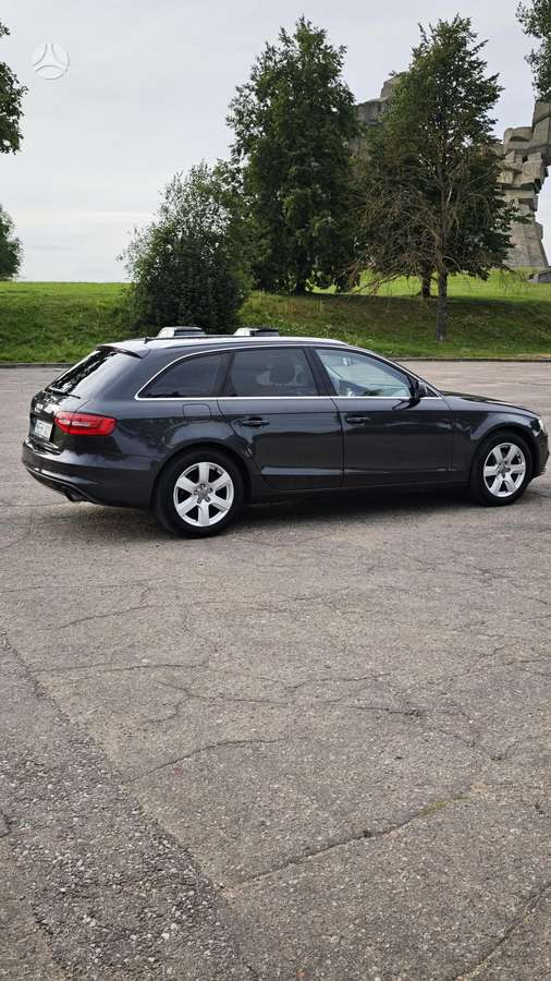 Audi A4, 1.8 l., universalas