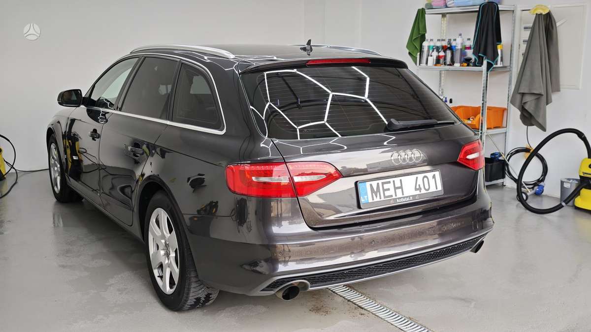 Audi A4, 1.8 l., wagon