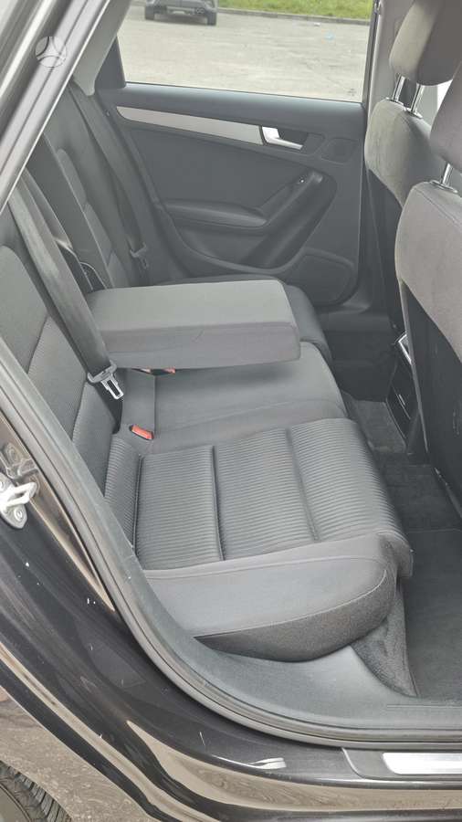 Audi A4, 1.8 l., Универсал