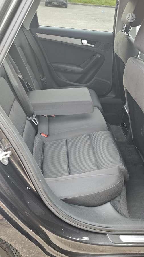 Audi A4, 1.8 l., universalas