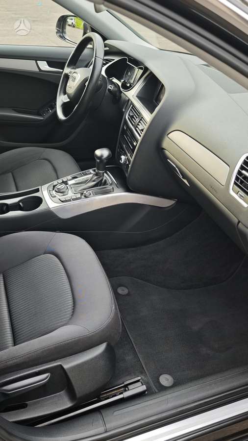 Audi A4, 1.8 l., Универсал