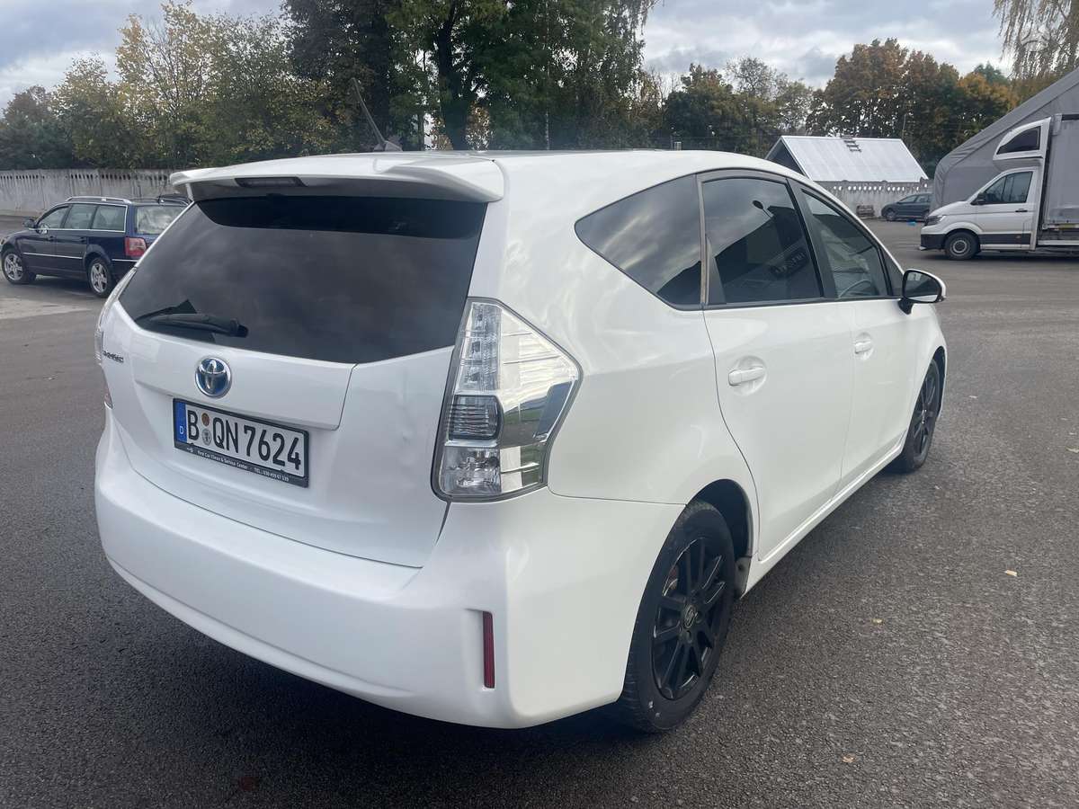 Toyota Prius+ - 5