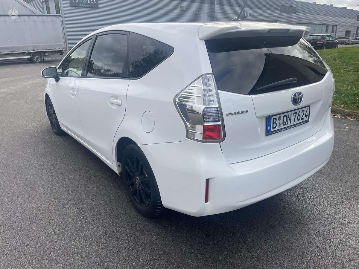 Toyota Prius+ - 7