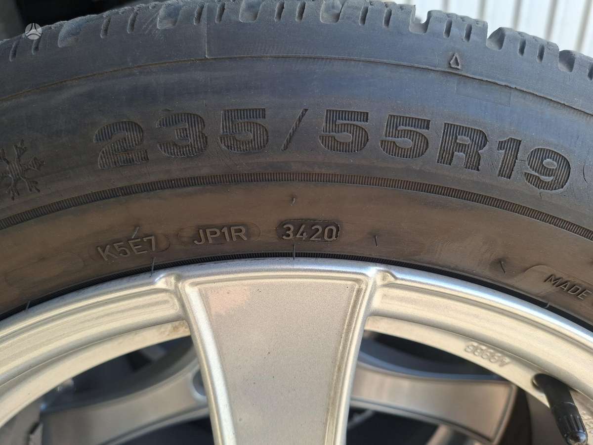 Dunlop, žieminės 235/55 R19