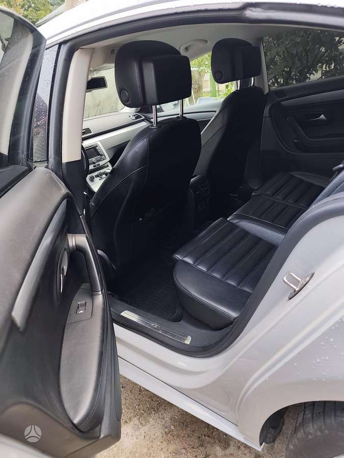Volkswagen CC - 8