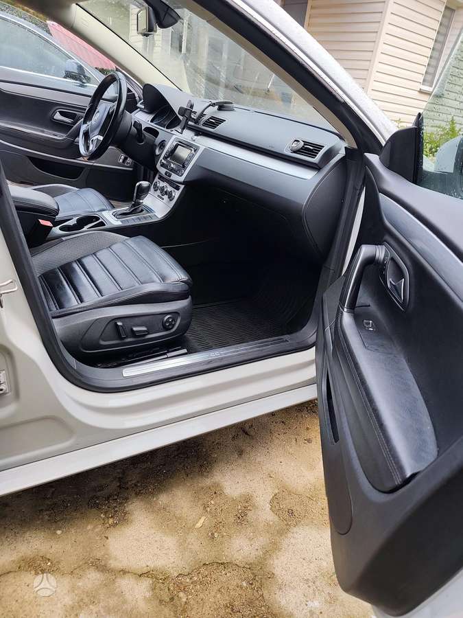 Volkswagen CC - 9