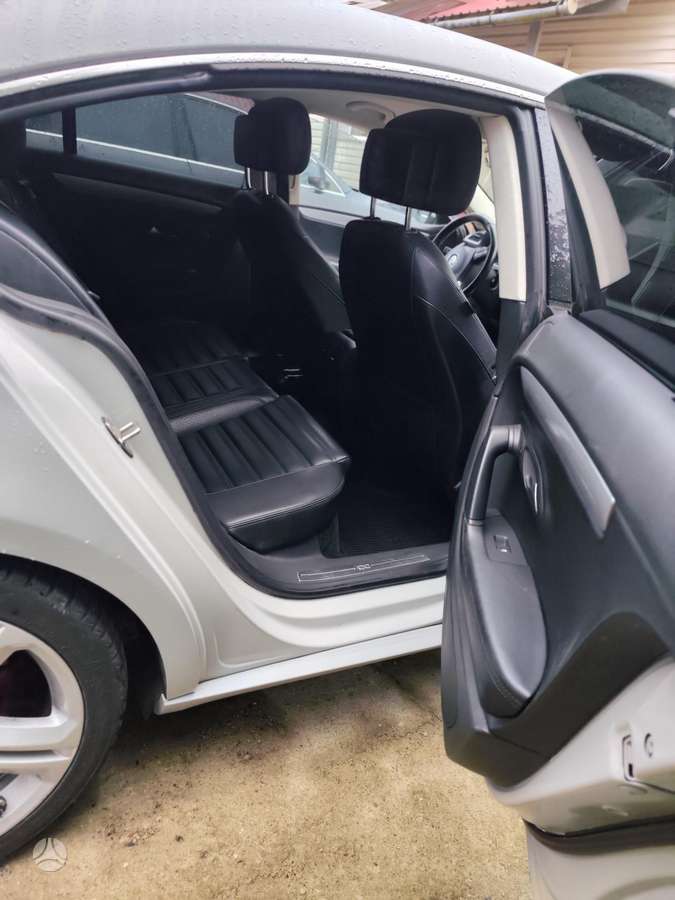 Volkswagen CC - 10