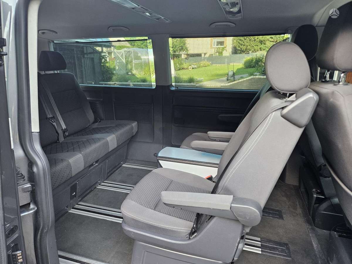 Volkswagen Multivan, 2.0 l., Минивэн