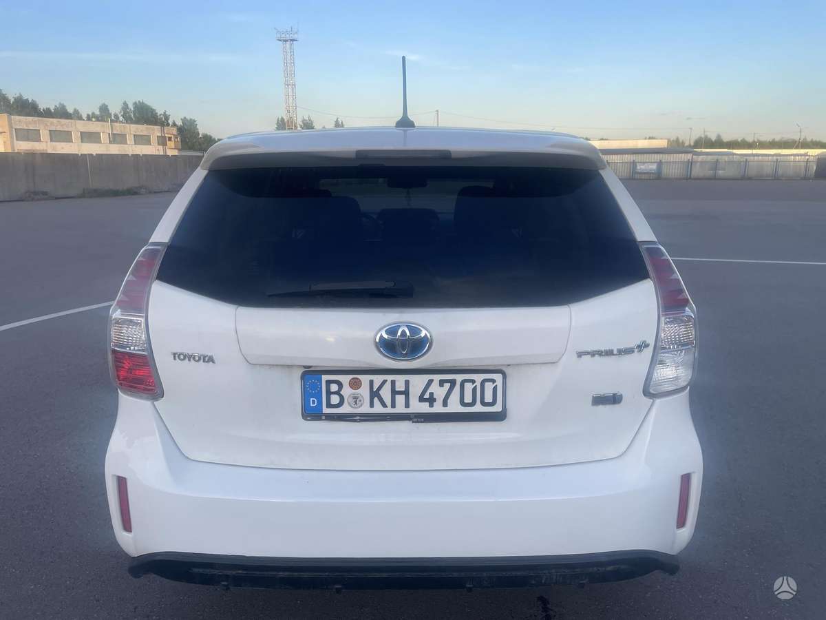 Toyota Prius+ - 6