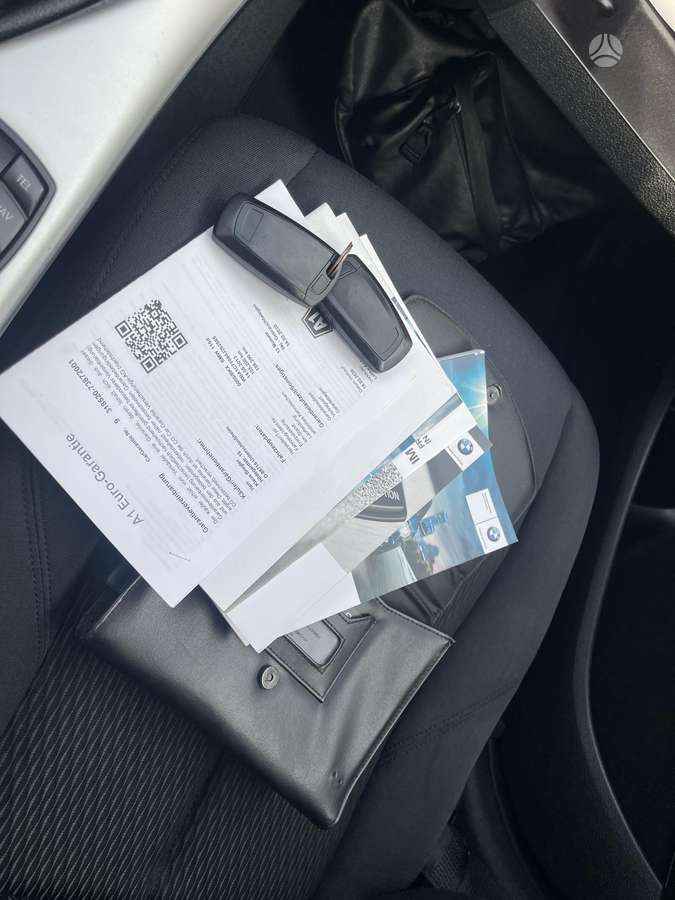 BMW 116, 2.0 l., hatchback