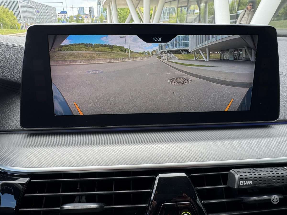 BMW M5, 4.4 l., Седан