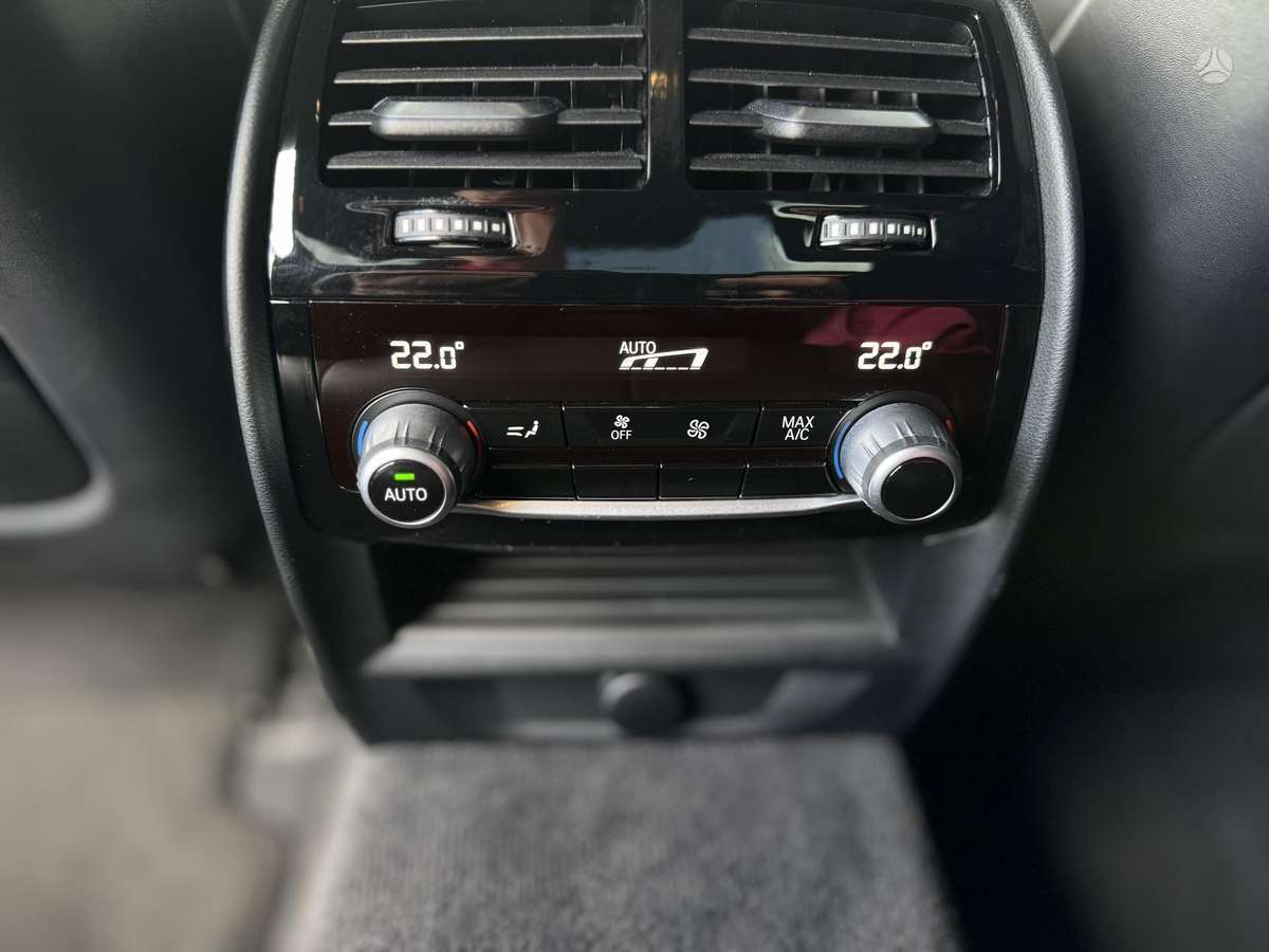 BMW M5, 4.4 l., Седан