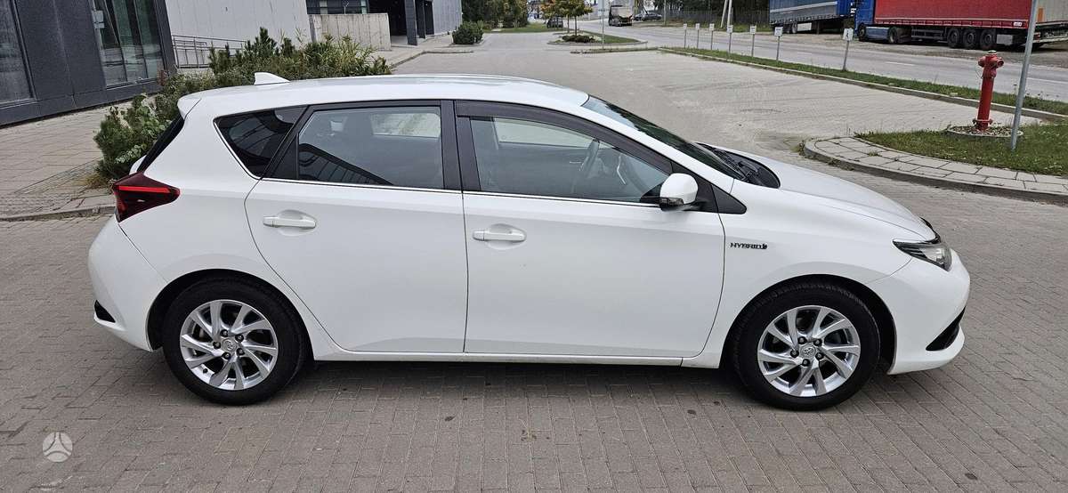 Toyota Auris - 3