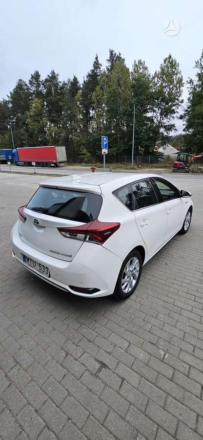 Toyota Auris - 5