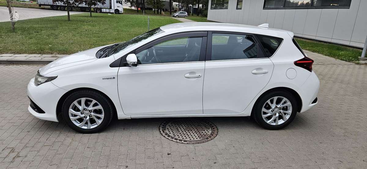 Toyota Auris - 4