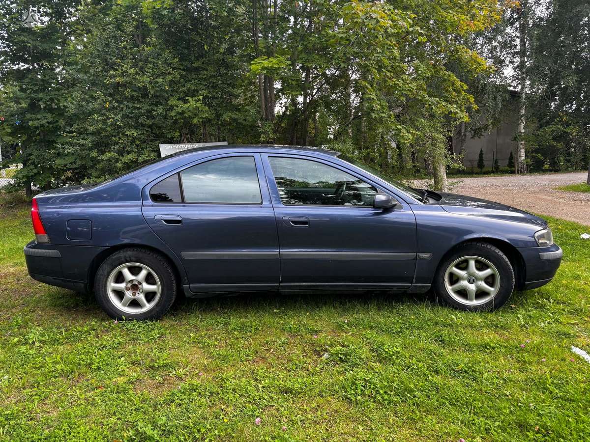 Volvo S60, 2.4 l., Седан