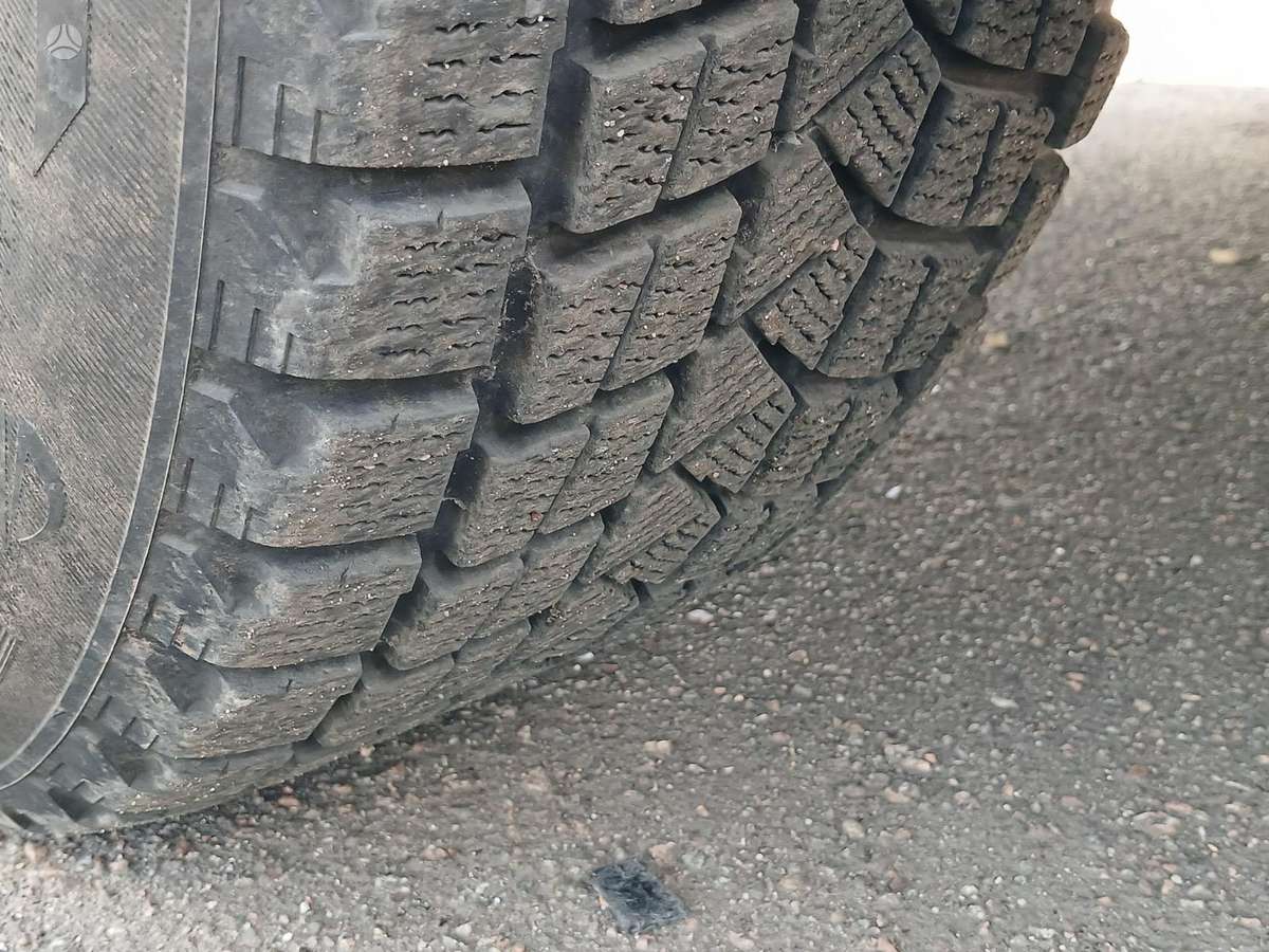 Volvo XC90 - 12