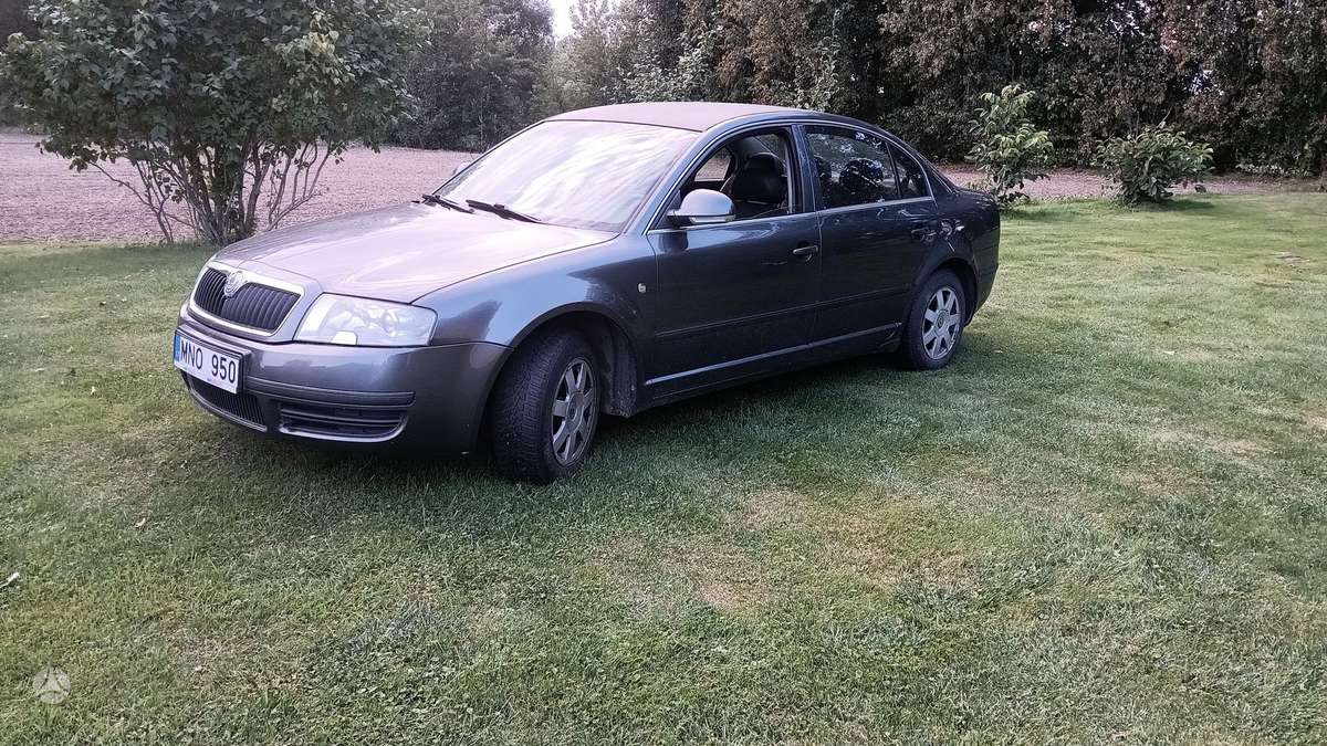 Skoda Superb, 2.0 l., Седан