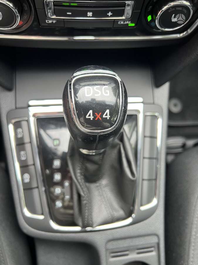 Skoda Superb, 2.0 l., Седан