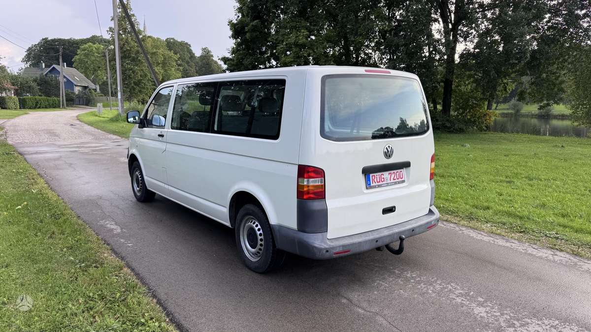 Volkswagen Transporter - 4