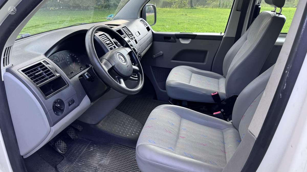 Volkswagen Transporter - 10