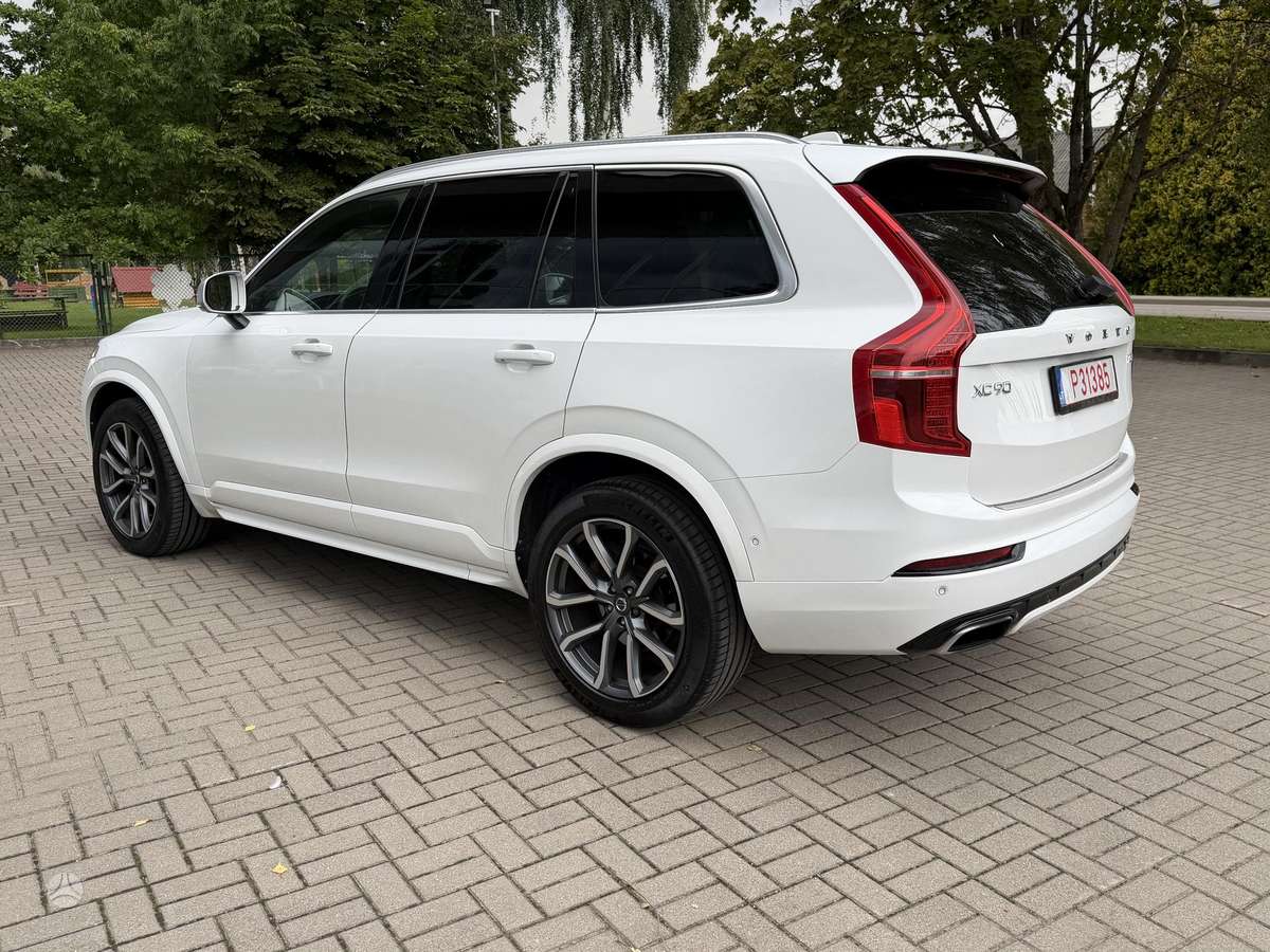 Volvo XC90 - 4