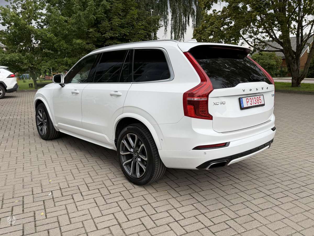 Volvo XC90 - 5